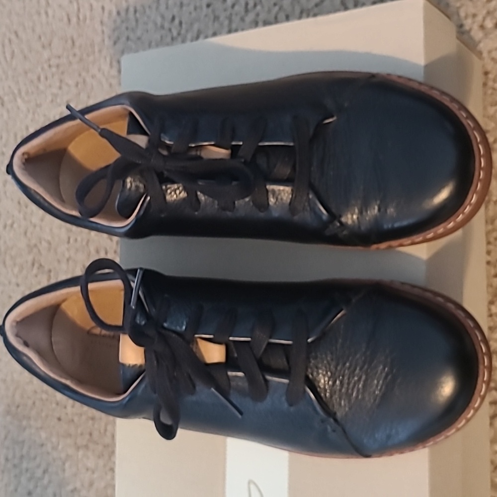 Women Clark Amberlee Crest leather shoes